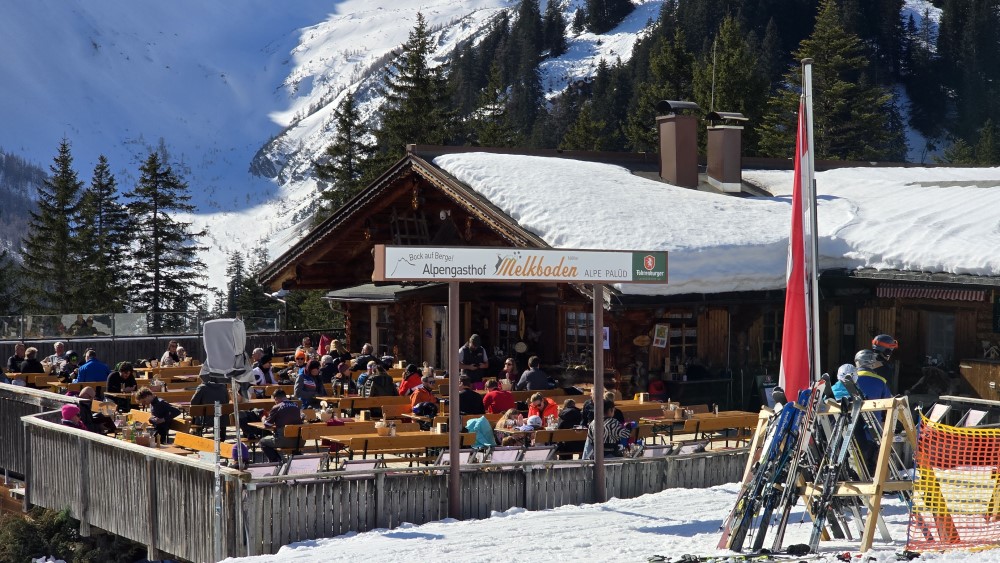 Lunchen in de zon in het Brandnertal.